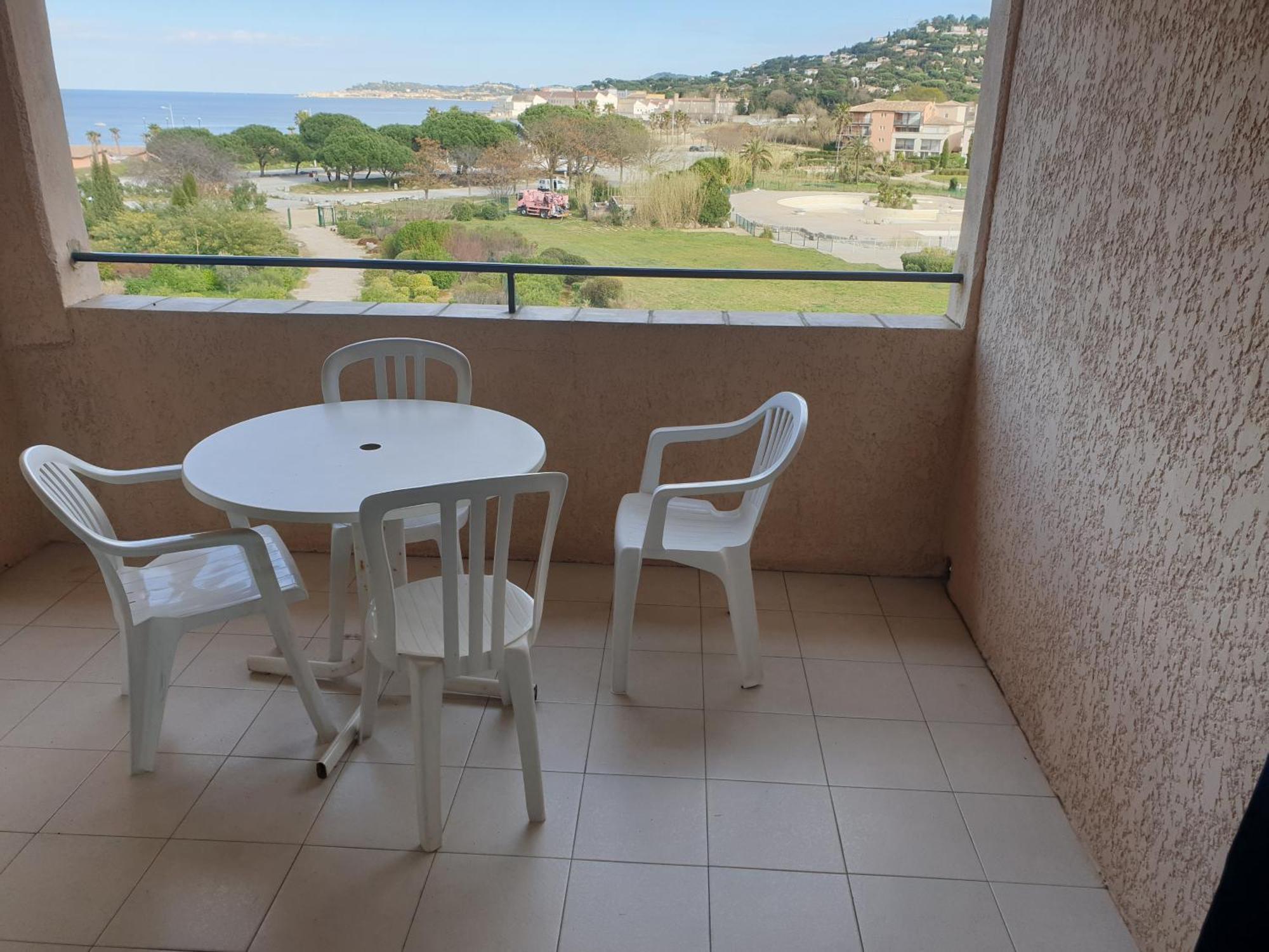 Ferienwohnung Les Marines De Gassin Exterior foto